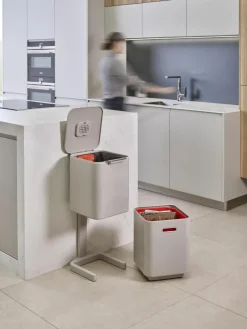 Joseph Joseph Abfalleimer Totem mit separater Recycling-Einheit, in verschiedenen Größen