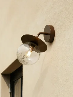 Nuura Außenwandleuchte Liila