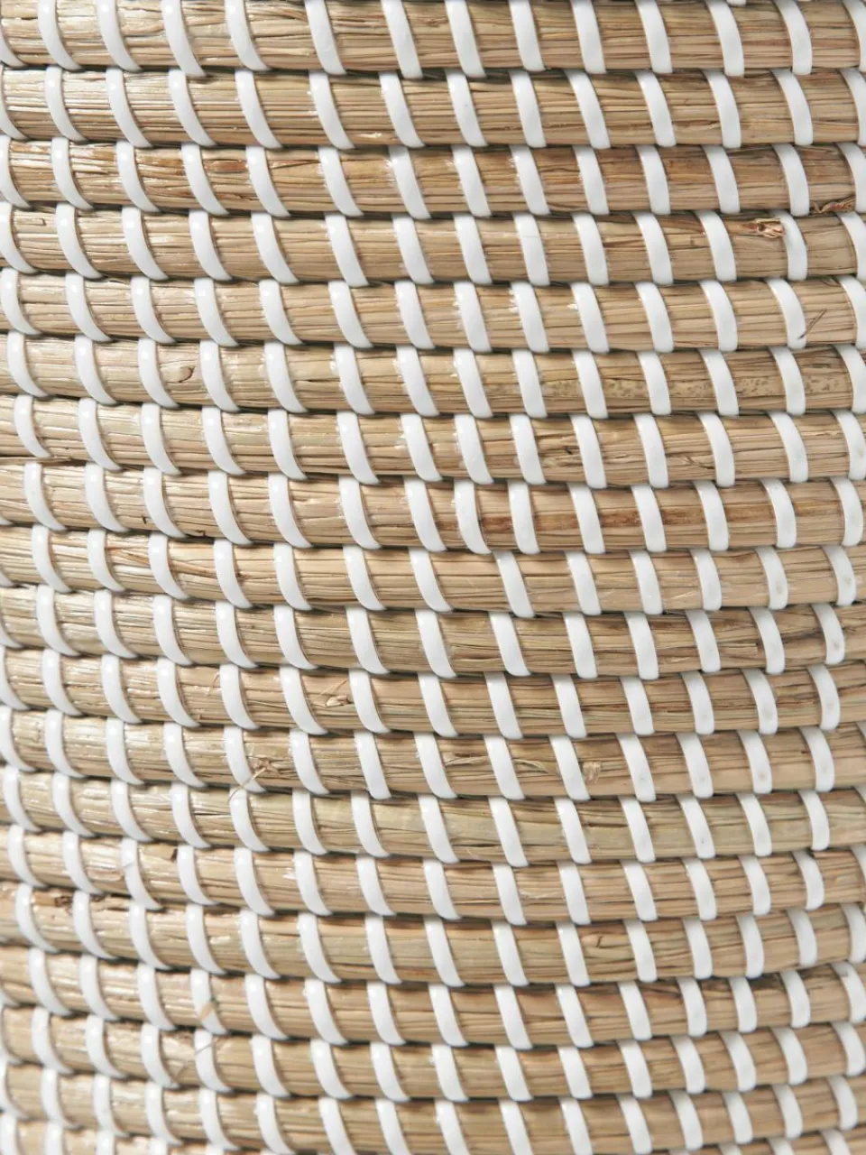 Westwing Collection Aufbewahrungskorb Aleya aus Seegras mit Deckel
