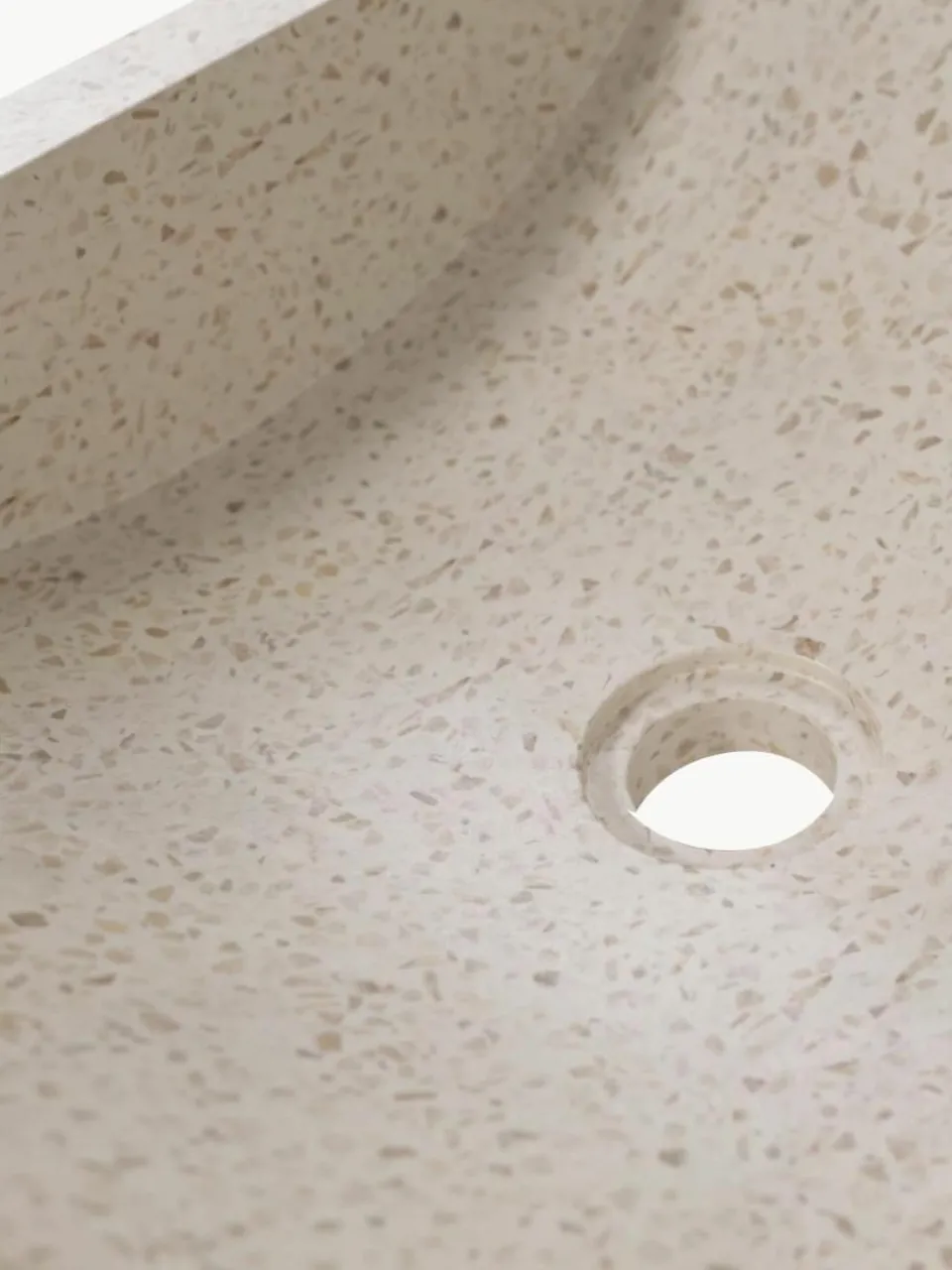 Westwing Aufsatzwaschbecken Kuveni aus Terrazzo