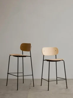 Audo Copenhagen Barstuhl Co aus Metall und Holz