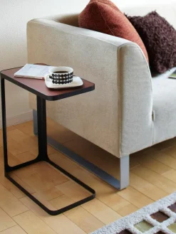 Yamazaki Beistelltisch Frame mit Holzplatte