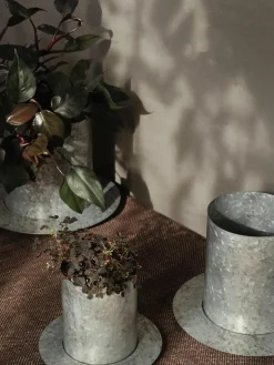 ferm LIVING Übertopf Auran, H 39 cm