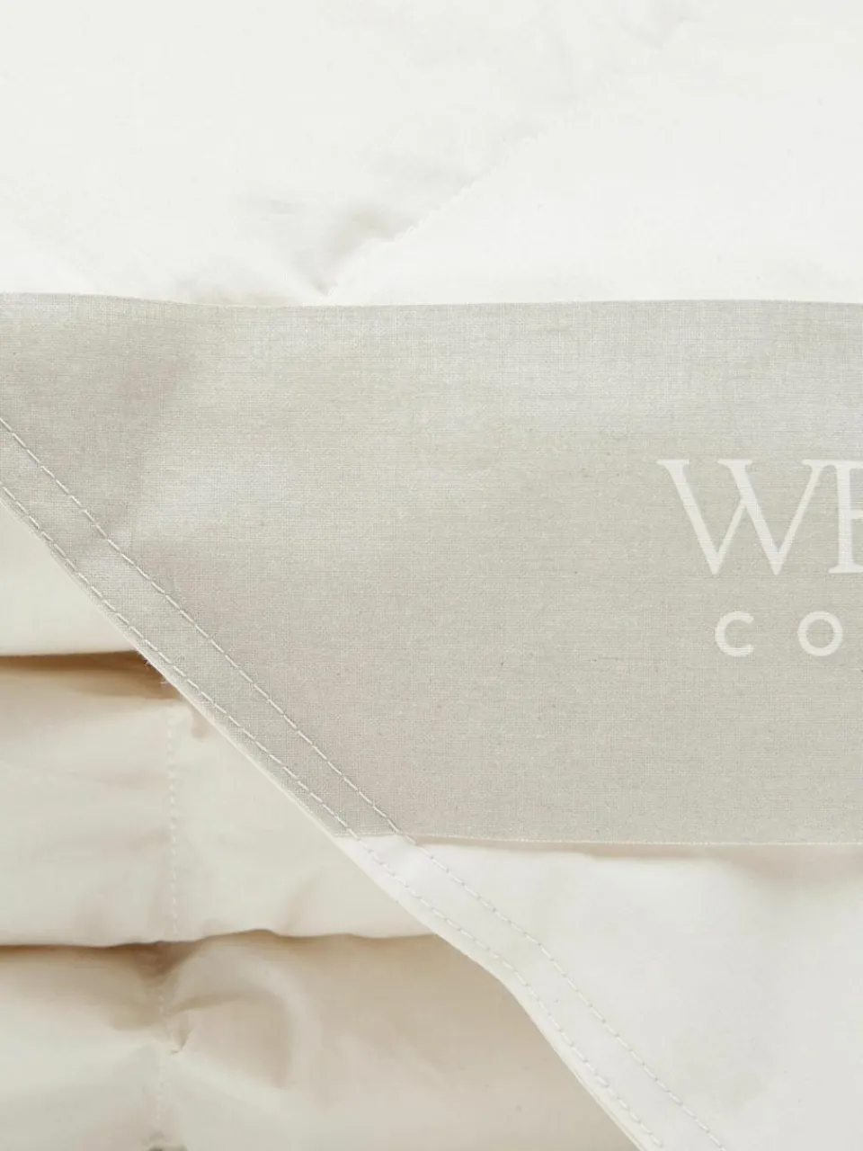 Westwing Collection Bettdecke Premium aus Bio-Daunen und Bio-Baumwolle,