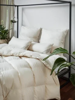 Westwing Collection Bettdecke Premium aus Bio-Daunen und Bio-Baumwolle,