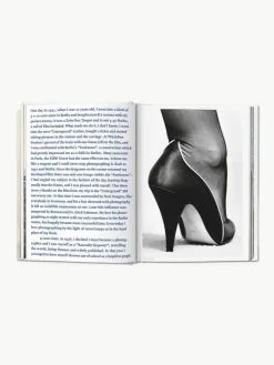 TASCHEN Bildband Helmut Newton - Baby Sumo mit Buchständer