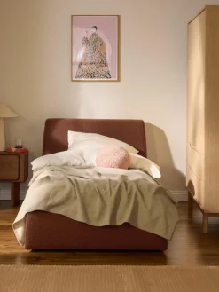 Westwing Collection Bouclé-Einzelbett Cloud mit Stauraum
