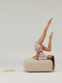 Westwing Collection Bouclé-Hocker Sofia