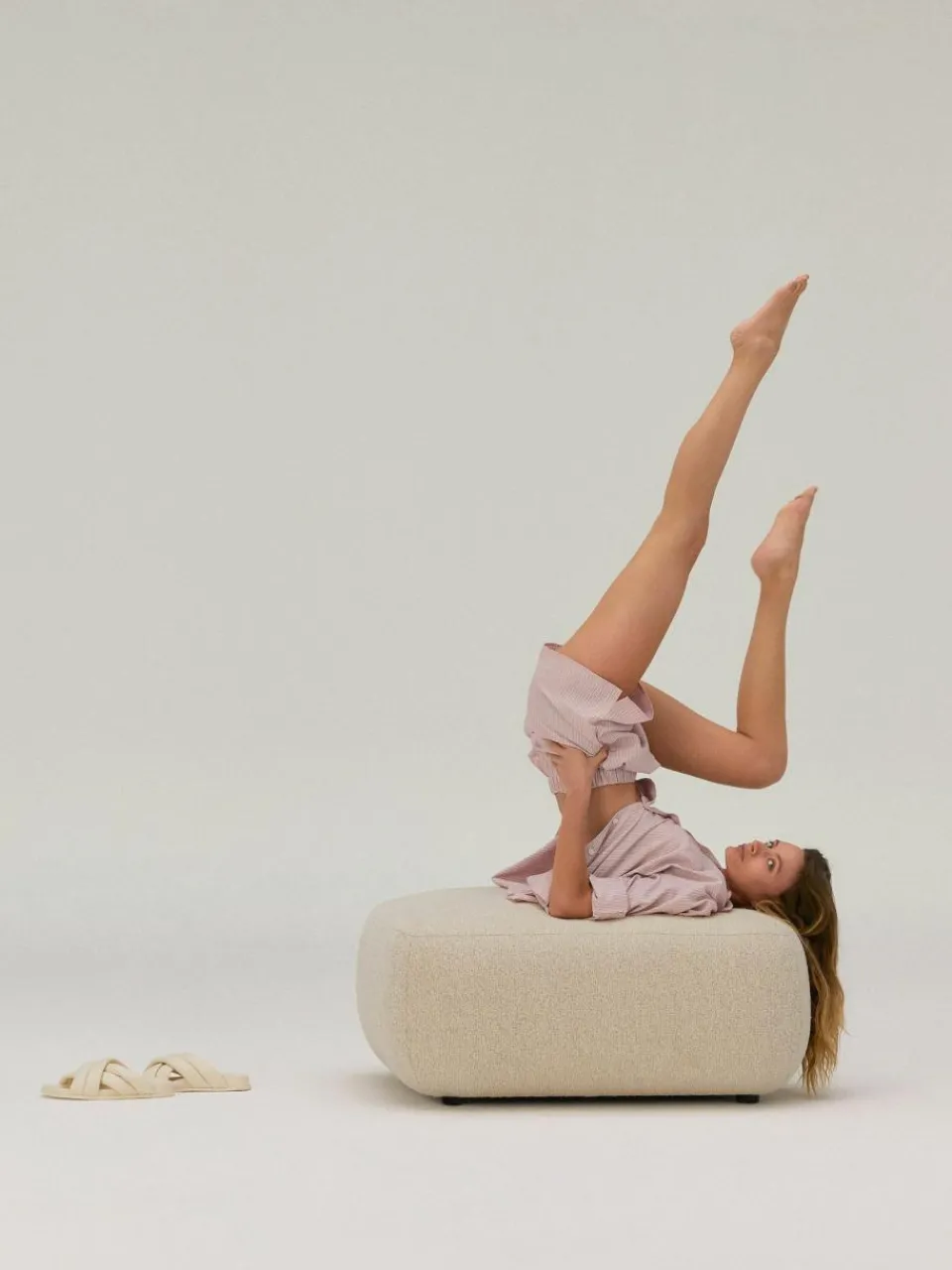 Westwing Collection Bouclé-Hocker Sofia
