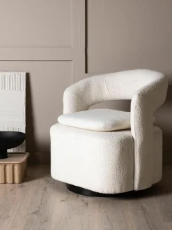 Westwing Bouclé-Loungesessel Laurel mit Drehfunktion