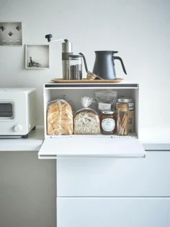Yamazaki Brotkasten Tower mit magnetischer Öffnung