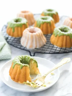 Nordic Ware Bundtlette-Form Anniversary mit Antihaftbeschichtung