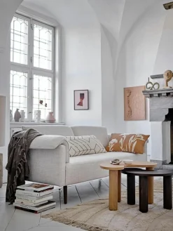 Bloomingville Couchtisch Luppa aus Gummibaumholz in organischer Form