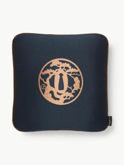 Armani Casa Dekokissen Japan mit Giorgio Armani-Logo