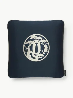 Armani Casa Dekokissen Japan mit Giorgio Armani-Logo