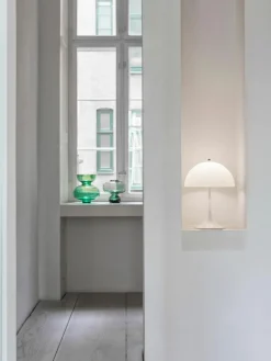 Louis Poulsen Dimmbare LED-Tischlampe Panthella mit Timerfunktion, H 34 cm