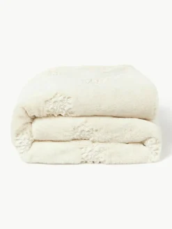 Westwing Collection Flauschige Kuscheldecke Nari mit winterlichem Motiv