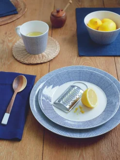 Royal Doulton Frühstücksteller Pacific Blue aus Porzellan