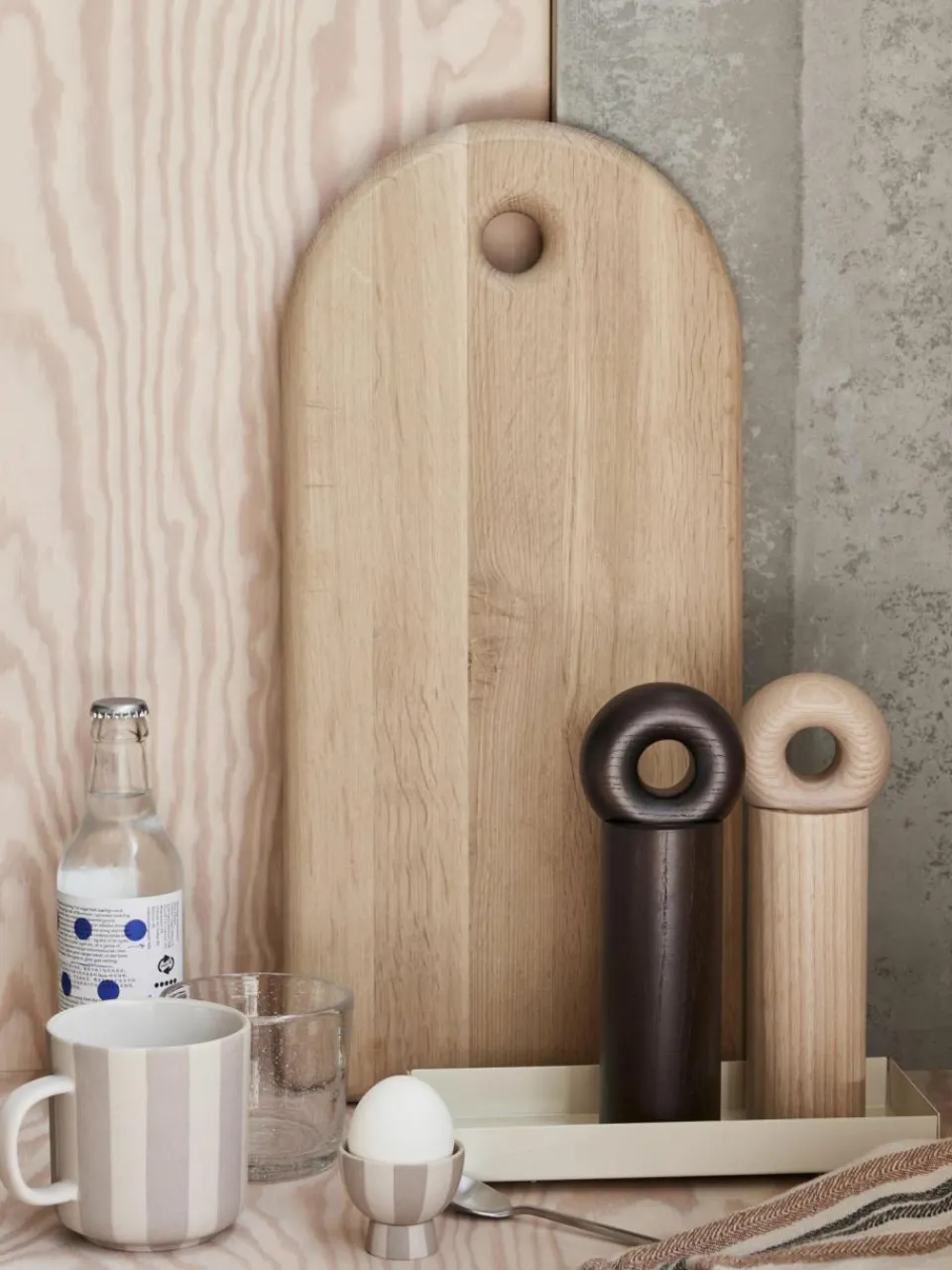 Oyoy Living Design Gewürzmühle Hoop Mill aus Eschenholz