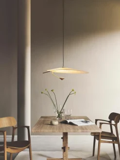 Gejst Große dimmbare LED-Pendelleuchte Liris
