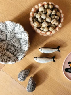 &k amsterdam Handbemalte Salz- & Pfefferstreuer Mussel aus Dolomit, 2er-Set