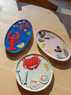 &k amsterdam Handbemalte Servierplatte De La Mer aus Dolomit