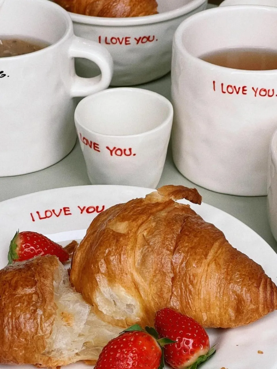Anna + Nina Handbemalte Tasse