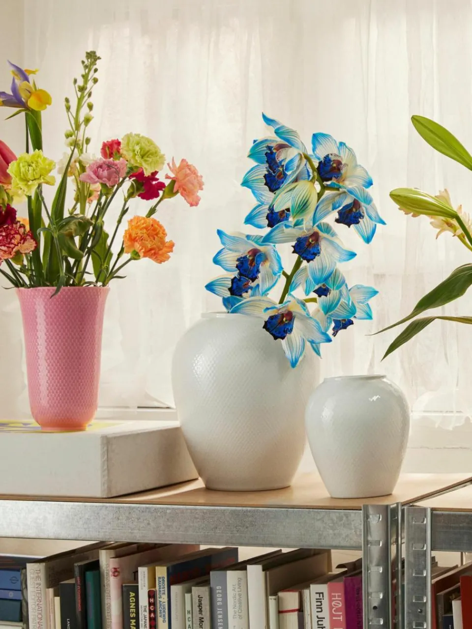 Lyngby Porcelaen Handgefertigte Porzellan-Vase Rhombe, H 25 cm