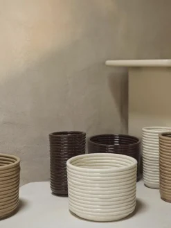 ferm LIVING Handgefertigte Vase Corduroy, H 21 cm