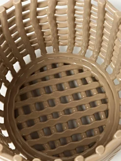 ferm LIVING Handgefertigter Aufbewahrungskorb Nalan aus Keramik, H 21 cm