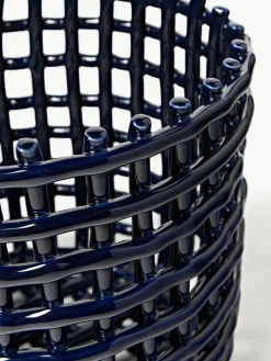 ferm LIVING Handgefertigter Aufbewahrungskorb Nalan aus Keramik, H 21 cm