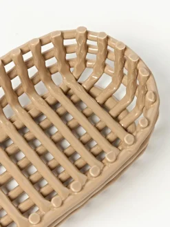 ferm LIVING Handgefertigter Aufbewahrungskorb Nalan aus Keramik