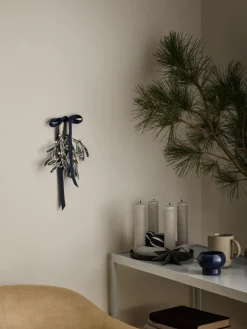 Broste Copenhagen Handgefertigter Baumanhänger Mistletoe
