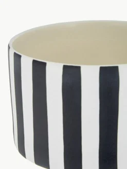 Oyoy Living Design Handgefertigter Übertopf Toppu aus Keramik, H 24 cm
