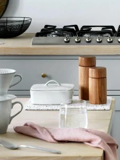 Broste Copenhagen Handgemachte Butterdose Nordic Sand