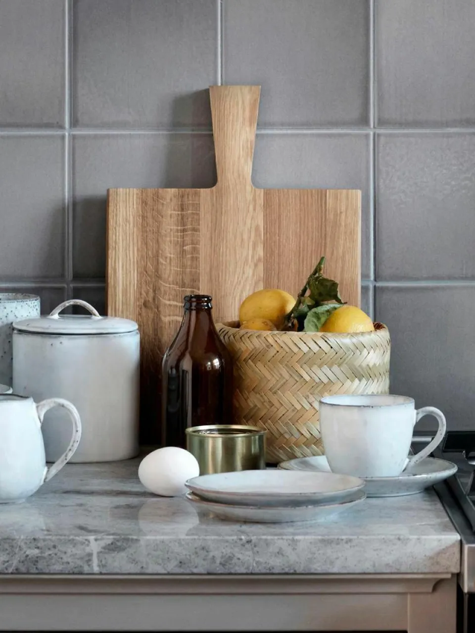 Broste Copenhagen Handgemachte Kaffeetasse Nordic Sand mit Untertasse