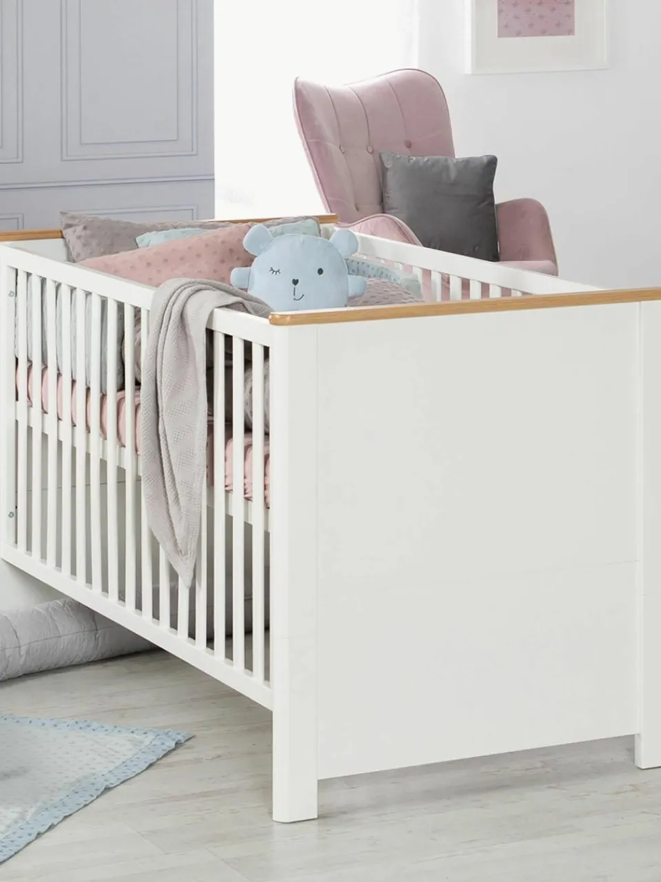 Kinder Westwing Höhenverstellbares Holz-Babybett Ava, 70 x 140 cm