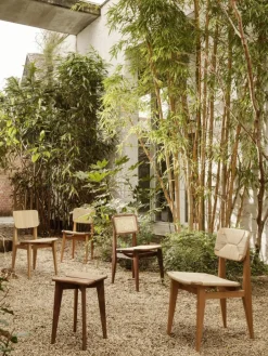 GUBI Holzstuhl C-Chair aus