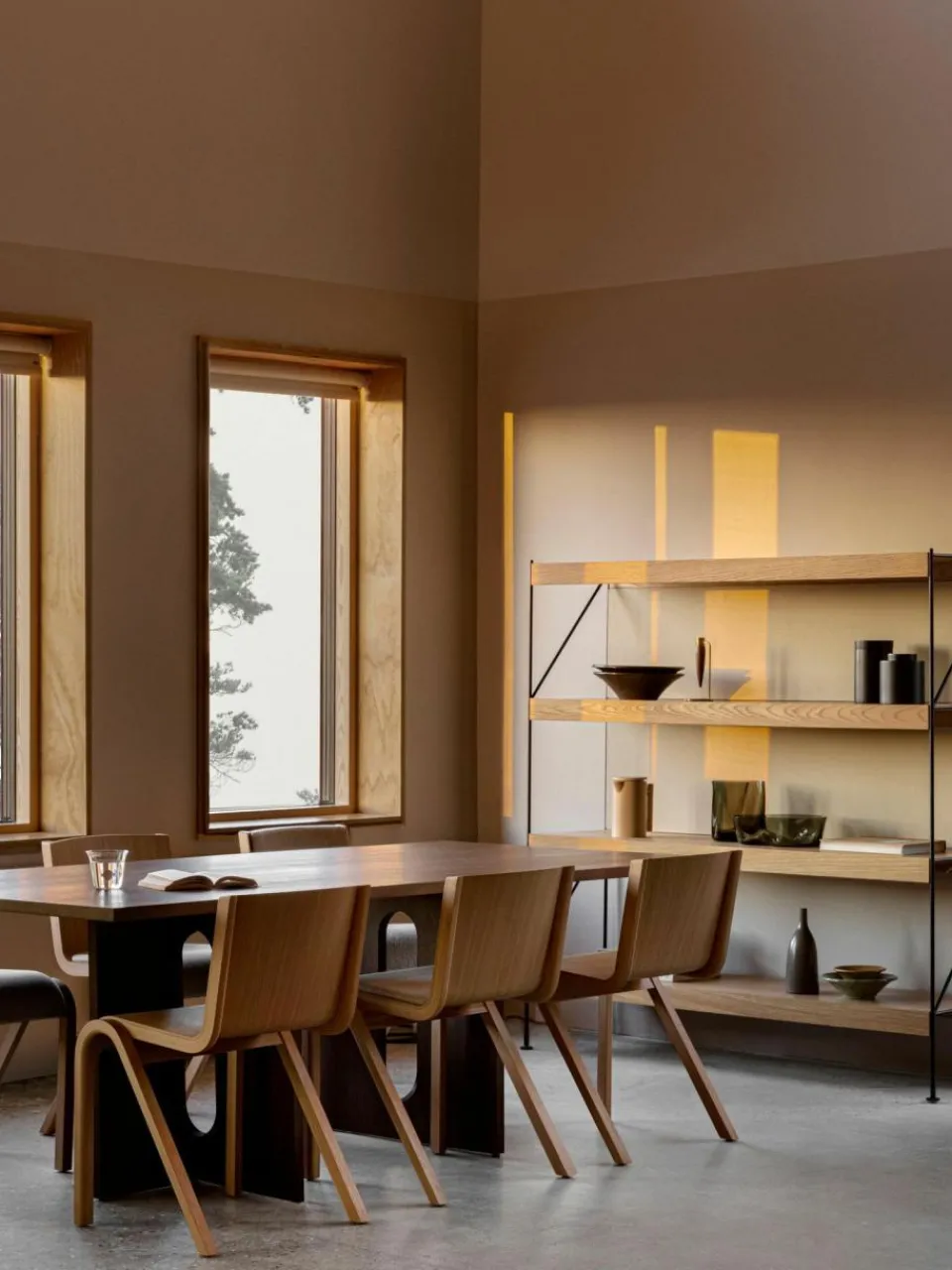Audo Copenhagen Holz-Stuhl Ready Dining