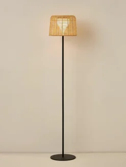 Westwing Collection In- & Outdoor Solar LED-Lampe Kyra mit Rattanschirm