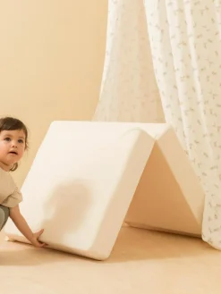 Kinder Nobodinoz 3in1 Samt-Schlafmatratze, Sitzsack und Spieltisch Sleepover