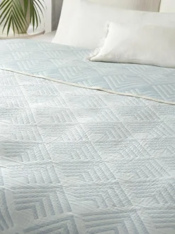 Westwing Collection Jacquard-Tagesdecke Milano mit grafischem Muster