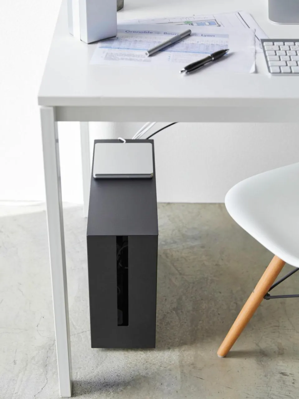 Yamazaki Kabel-Box Tower
