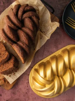 Nordic Ware Kastenform Anniversary mit Antihaftbeschichtung