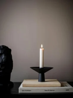Cooee Design Kerzenhalter Uma mit matter Oberfläche