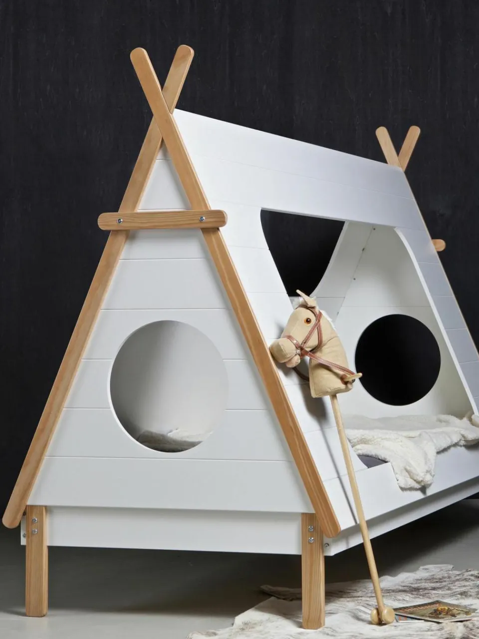 Kinder Westwing Kinderbett Tipi aus Kiefernholz, 90 x 200 cm