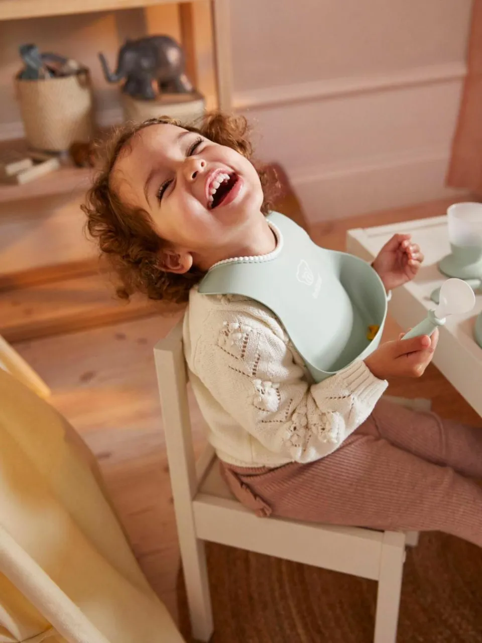 Kinder BabyBjörn Kindergeschirr Bliss mit Lätzchen, 8er-Set
