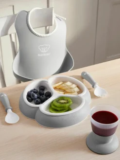Kinder BabyBjörn Kindergeschirr Bliss mit Lätzchen, 4er-Set