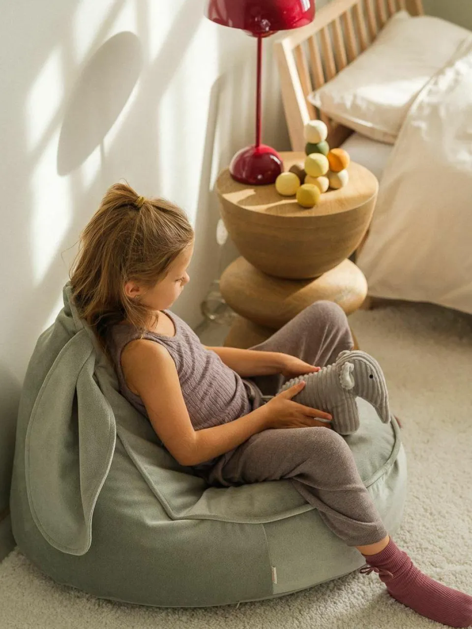 Kinder Wigiwama Kinder-Sitzsack Bunny aus Samt