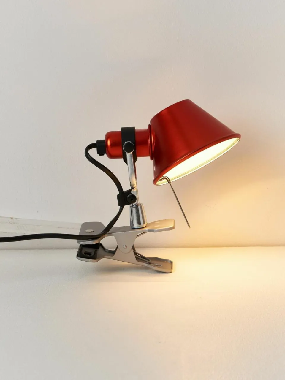 Artemide Kleine Klemm-Schreibtischlampe Tolomeo Micro Pinza